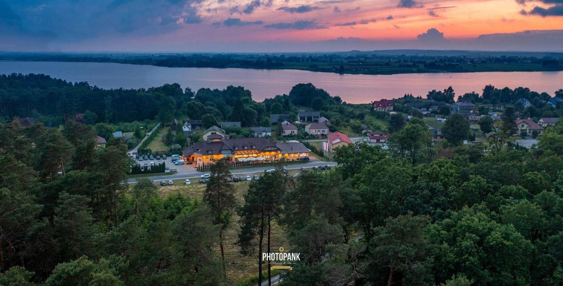 Hotel Marina Nielisz Exterior photo